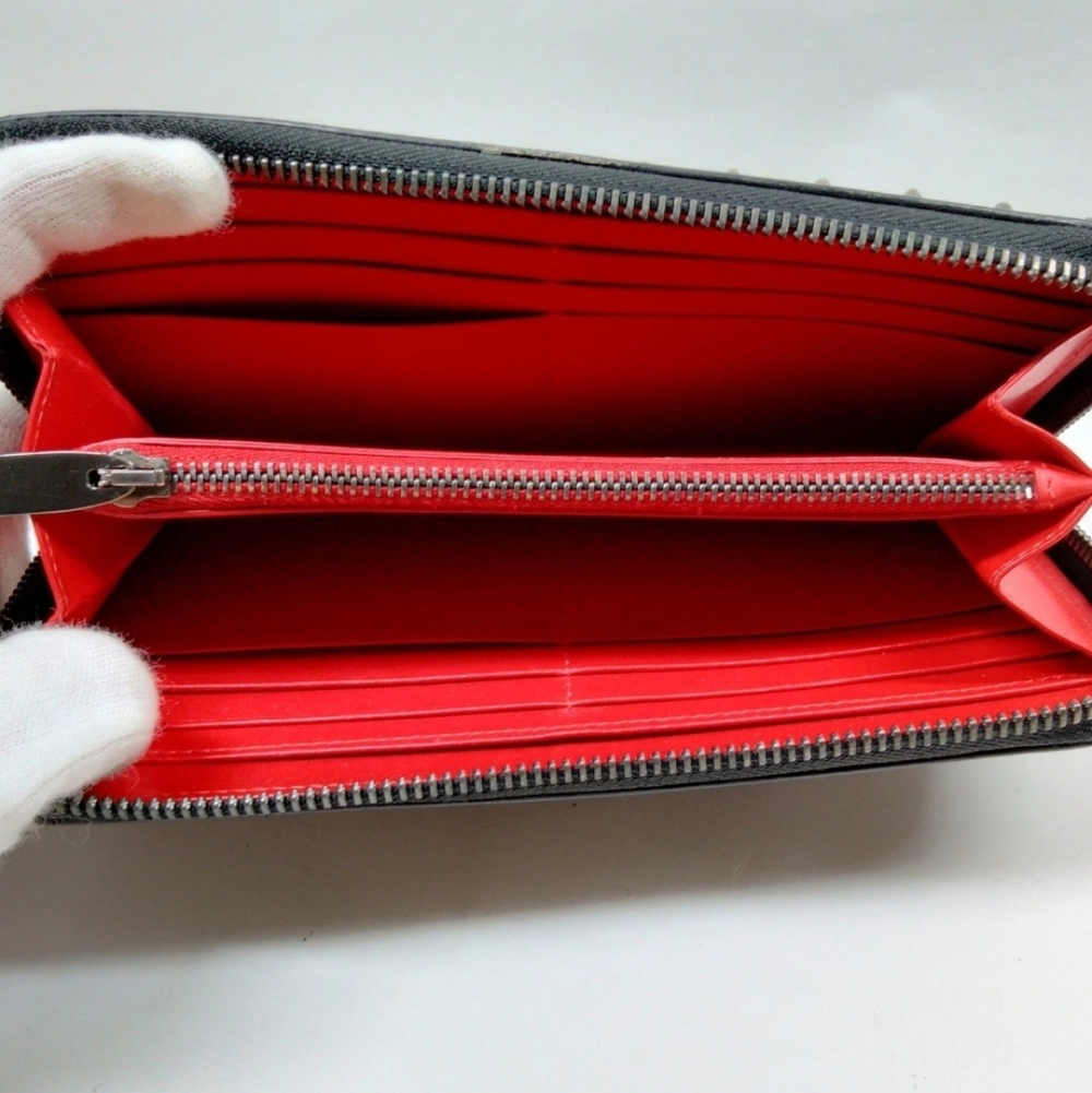 Christian Louboutin Long Wallet Black Leather-AUTHENTIC- EUC - Picture 4 of 9